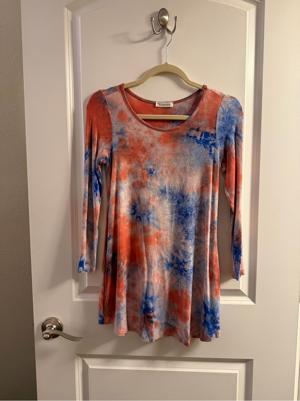 Tie-Dye Long Sleeve Swing Tunic in Red & Blue